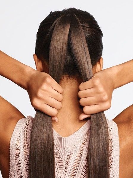 Bild kann Haare Mensch Mensch Hals und Schulter enthalten