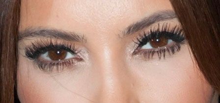 Bild kann Haut Gesicht Mensch und Kosmetik enthalten