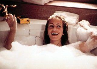 Julia Roberts v filmu Pretty Woman iz leta 1990.