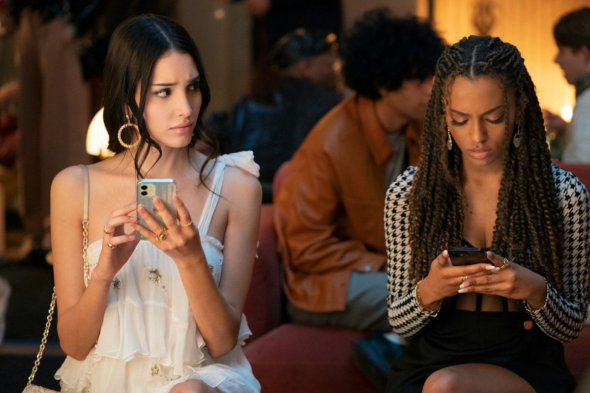 „Gossip Girl“ paleiskite iš naujo