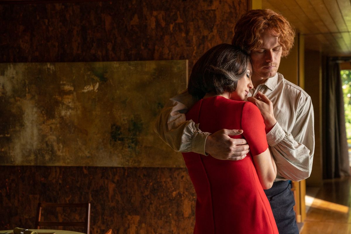 لا يزال نهائي الموسم الخامس من Outlander مع كلير وجيمي
