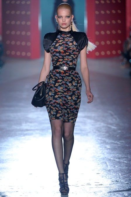 ในภาพอาจจะมี Daphne Groeneveld Human Person Fashion and Runway
