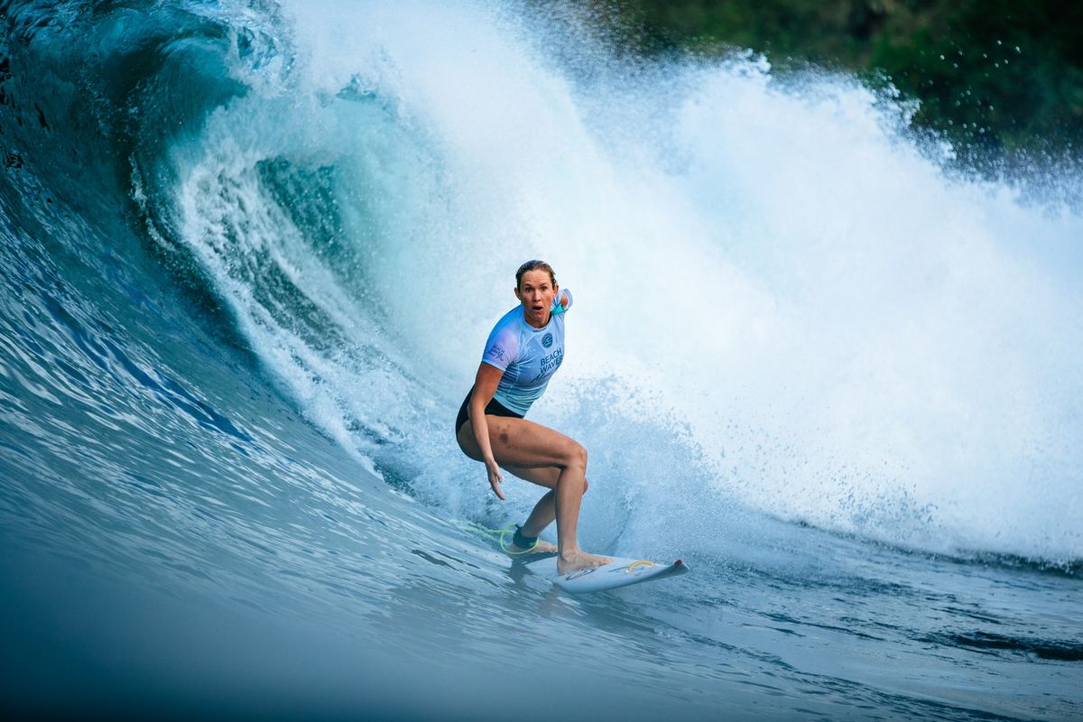 Nuotraukoje gali būti Water Sea Outdoors Nature Ocean Human Person Sea Waves Sport Sports and Surfing