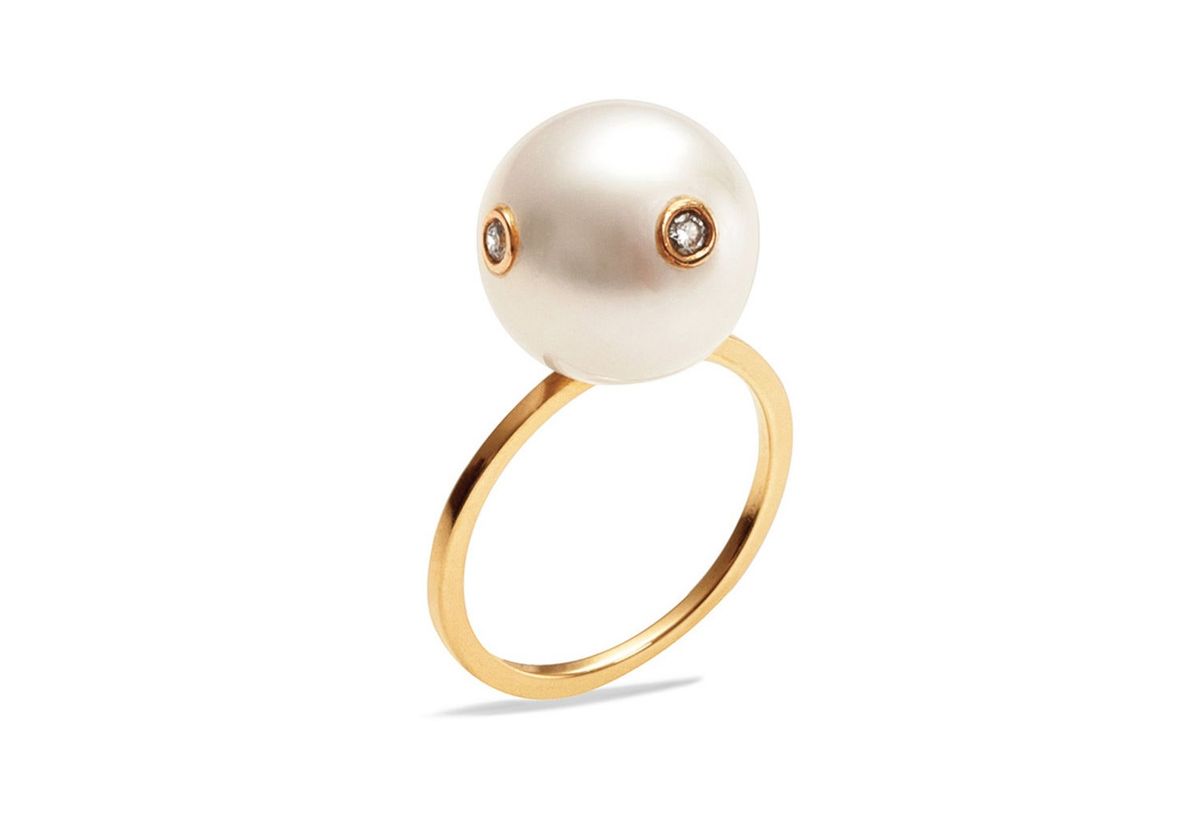 La imagen puede contener accesorios, accesorios, joyas y perlas