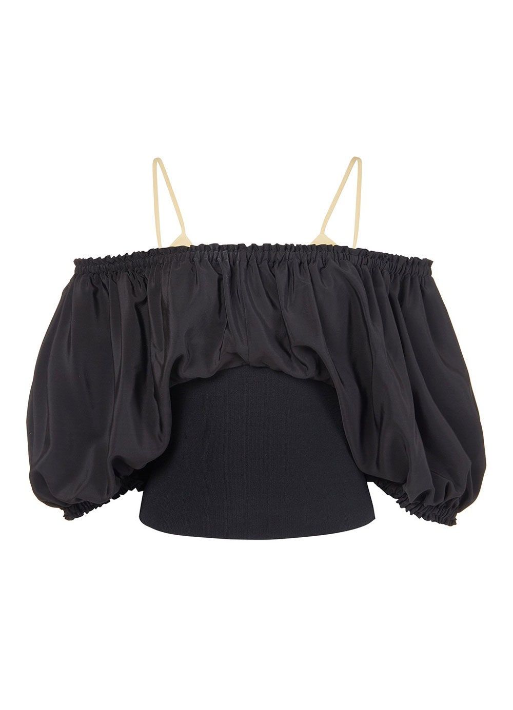 La imagen puede contener ropa, pantalones cortos y ropa interior.