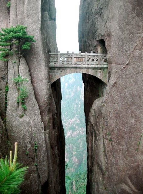 El Puente de los Inmortales: Huangshan, China
