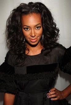La imagen puede contener peluca y cabello humano de Solange Knowles Hair Black Hair