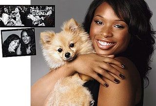 Nuotraukoje gali būti Jennifer Hudson, žmogaus veidas, šypsena, gyvūnas, šuniukas, šuo, žinduolis, augintinis ir šunys
