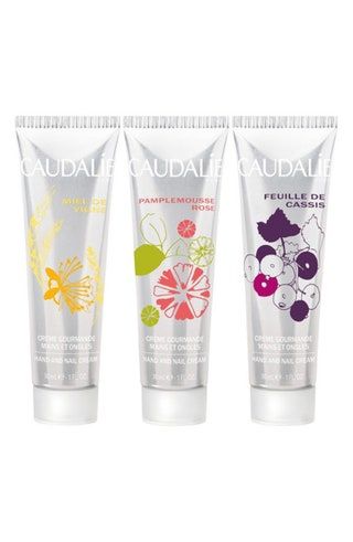 Afbeelding kan cosmetica en fles bevatten