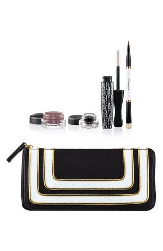 Deze kit wordt geleverd met Fluidline-voering, een verfpot, een dubbelzijdige voering, een oogschaduwborstel en mascara. Dubbele winst De tas...