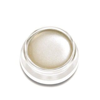 Bilden kan innehålla kosmetika och ansiktsmakeup