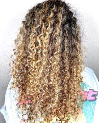 Tendencias de color de cabello rubio balayage 2021