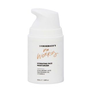 画像にはボトルシェーカーと化粧品が含まれている場合があります