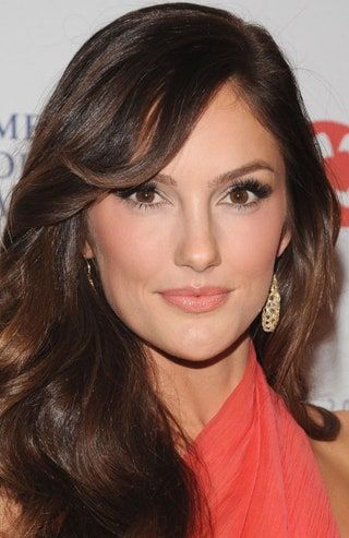 La imagen puede contener la sonrisa y los hoyuelos de la persona humana de la cara de Minka Kelly