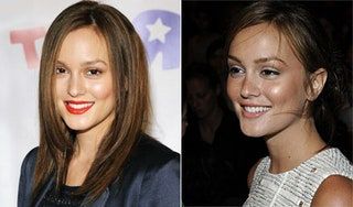 画像には、顔の人間のディンプル、レイトン・ミースター、スマイル、ヘアカット、デートが含まれている場合があります