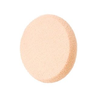 La imagen puede contener cosméticos de esponja y maquillaje facial