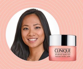 Esta imagen puede contener cosméticos, maquillaje facial, humanos y personas.