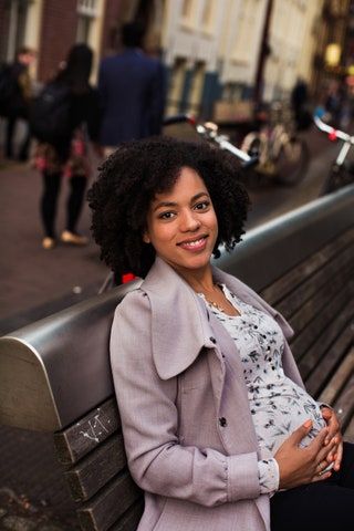 Esta imagen puede contener cabello humano y Jaz Sinclair