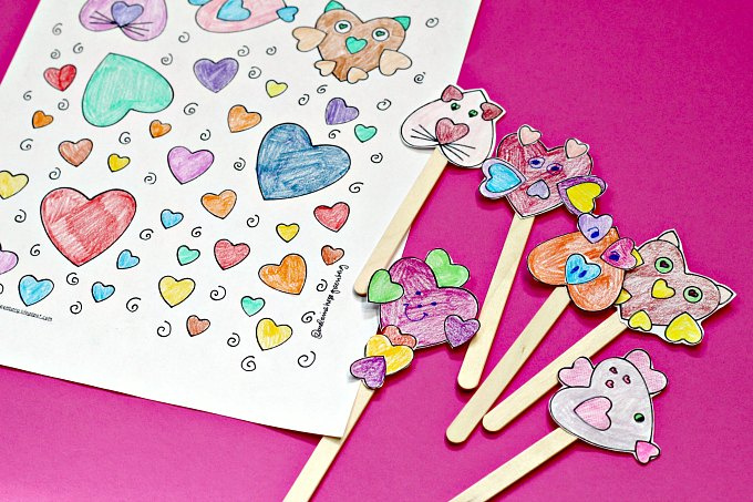   Heart Animals Coloring Page y Stick Puppets