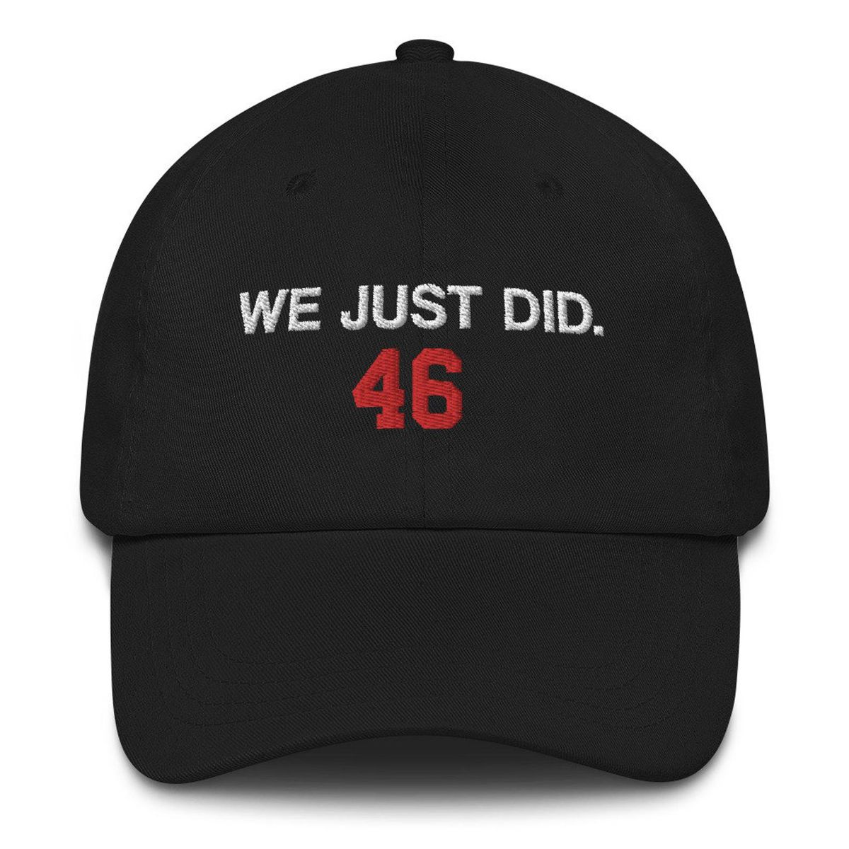 La imagen puede contener: ropa, indumentaria, gorra, gorra de béisbol y sombrero