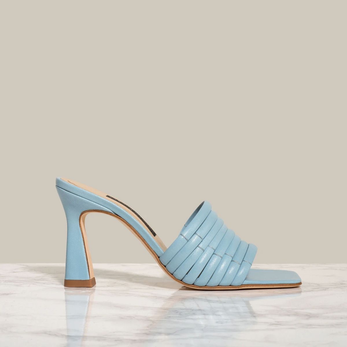 blaue Sandale