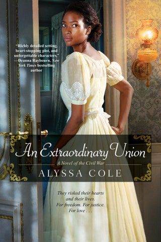 Sobrecubierta An Extraordinary Union de Alyssa Cole