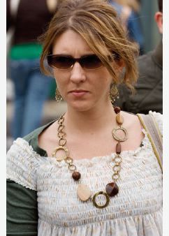 Esta imagen puede contener Gafas de sol Accesorios Accesorio Persona humana Cabello Ivana Maleti y rostro