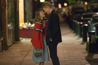 ACERCA DEL TIEMPO de izquierda a derecha Rachel McAdams Domhnall Gleeson