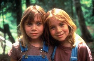 DET TAGER TVÅ Ashley Olsen MaryKate Olsen 1995