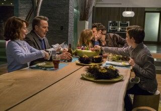 Esta imagen puede contener Persona humana Restaurante Bryan Cranston Comida Comida Patio de comidas Cafetería Bebida Cerveza y alcohol
