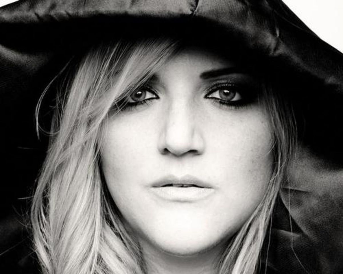 La imagen puede contener Rostro Persona humana Cabeza Sonrisa Piel Mujer Fotografía Retrato y fotografía