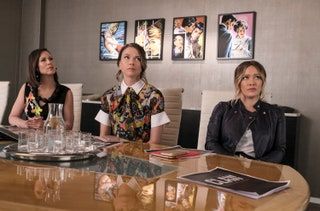 Miriam Shor Sutton Foster ir Hilary Duff apie Younger