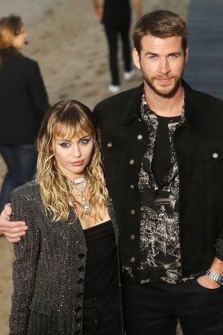 Liam Hemsworth und Miley Cyrus bei Saint Laurent Mens Spring Summer 20 Show am 06. Juni 2019 in Malibu, Kalifornien.