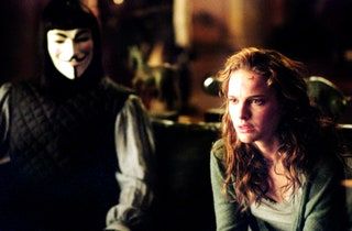 V DE VENDETTA Hugo Weaving Natalie Portman 2006.