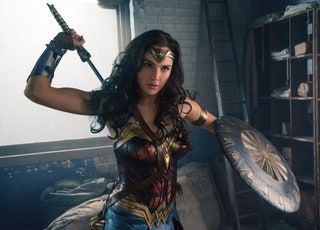 MUJER MARAVILLA Gal Gadot 2017.