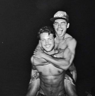 Zac y Dylan Efron