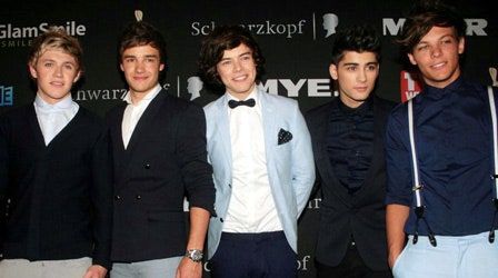 La imagen puede contener Louis Tomlinson Zayn Malik Persona humana Moda Kalle Johansson Ropa Ropa y estreno