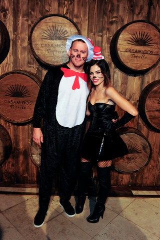 La imagen puede contener Jenna Dewan Persona humana Calzado Calzado Ropa Vestimenta y moda