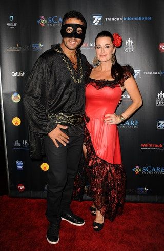 Kyle Richards y Mauricio Umansky Zorro y Elena