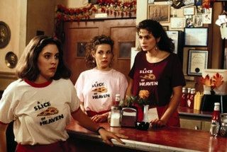 MYSTISK PIZZA Annabeth Gish Lili Taylor Julia Roberts 1988.