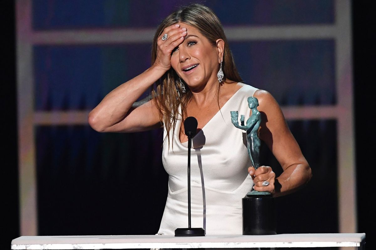 LOS ANGELES KALIFORNIEN 19. JANUAR Jennifer Aniston akzeptiert herausragende Leistung einer Schauspielerin in einer Dramaserie...