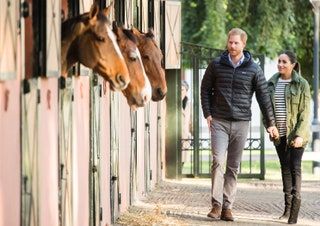 サセックスのハリー公爵とサセックスのメーガン公爵夫人がモロッコ王立馬術連盟を訪問します...