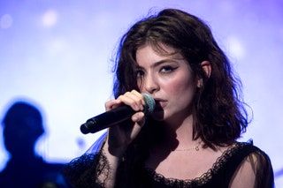 Lorde actuando en 2017.
