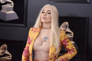 Ava Max en los Grammy 2018.