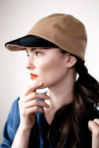 La imagen puede contener Ropa Ropa Persona humana Mujer Olga Govortsova Mujer Rubia Adolescente Niña Niño y niño