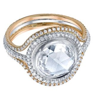 Bilden kan innehålla Tillbehör Tillbehör Smycken Ring Diamant och ädelsten