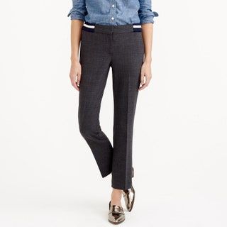 La imagen puede contener Ropa Ropa Pantalones Vaqueros de mezclilla Humano y persona