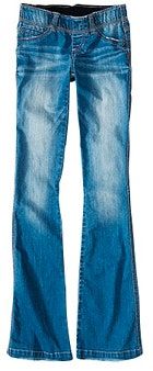Bilden kan innehålla kläder, kläder, byxor, jeans och jeans