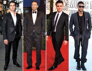 Bilden kan innehålla Chace Crawford Zac Efron Kappa Kostym Kläder Överrock Kläder Människoperson Mode och premiär