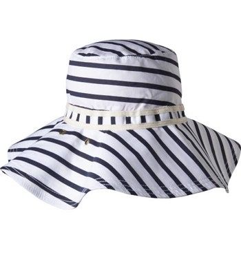 La imagen puede contener ropa, sombrero para el sol, gorra y gorra de béisbol